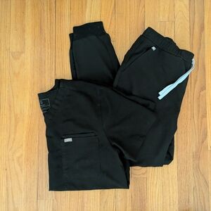 Men's Black Figs Set with Joggers
